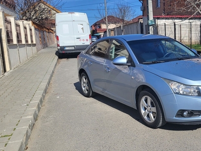 Chevrolet Cruze 2010 1.6 benzina Constanta