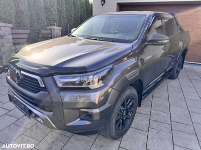 Toyota Hilux 2.8D 204CP 4x4 Double Cab AT Invincible Color Edition