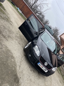 Vand golf 5 GT 170 cp Crivatu