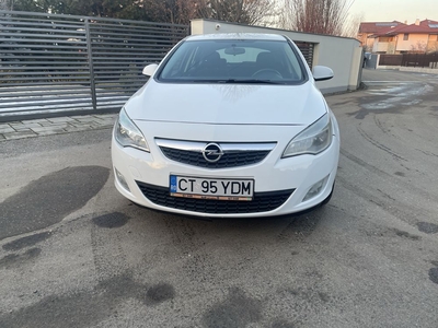 Vand opel astra j Bucuresti Sectorul 1