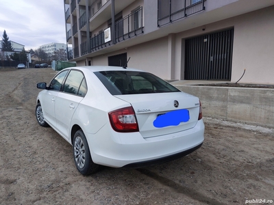 Vând Skoda rapid 1.6 diesel