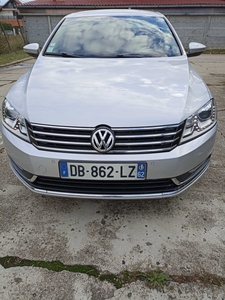 Vând superb Passat 2l 140cp Satu Mare