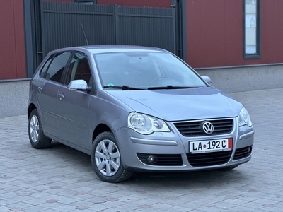 Vand vw polo united motor 1,4 benzina Alba Iulia