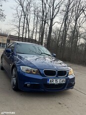 BMW Seria 3 318i Touring