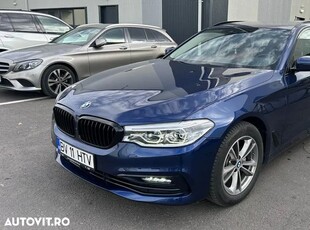 BMW Seria 5 520d xDrive Touring Aut. Sport Line