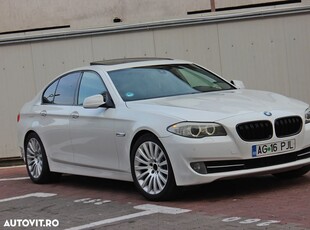 BMW Seria 5 530d xDrive Aut. Luxury Line