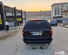 Chrysler voyager 2.5d 2007 7 loc.