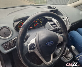 Ford Fiesta 1.2 MPI 2010 – Economică, Fiabilă și Gata de Drum! Pro