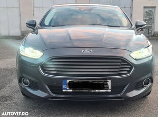 Ford Mondeo 2.0 TDCi Powershift Titanium