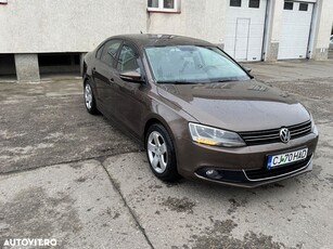 Volkswagen Jetta 1.6 TDI DPF Comfortline