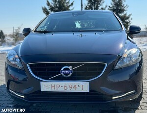 Volvo V40 D2