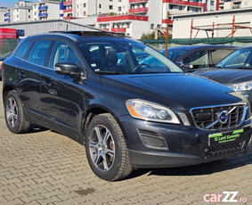 Volvo Xc 60 4x4 Panoramic, Xenon, Automat FULL