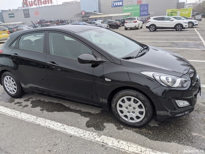 Hyundai i30,2015,benzina, 80000 km