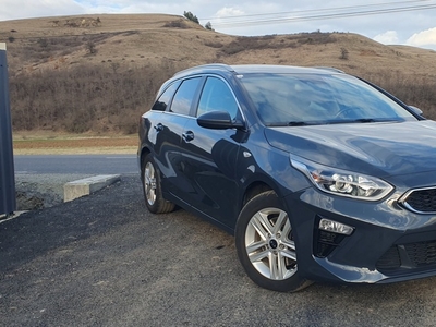 Kia Ceed Platinium 1.6CRDi Euro 6 Automat 7+1 Viteze Navi Camera