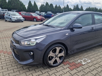 = KIA RIO 1.4 T.Diesel Navi Xenon Led 2017 E6 = 9.990 e. =