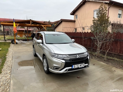 Mitsubishi Outlander Plug in Hybrid