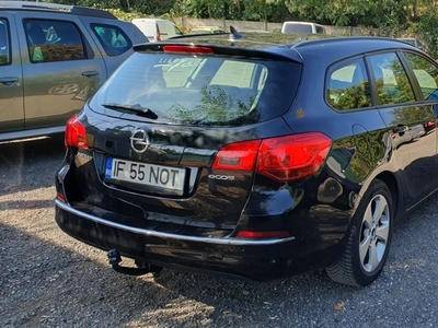 Opel astra j 1.6 cdti Sports tourer