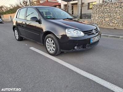 Volkswagen Golf 1.6 Highline