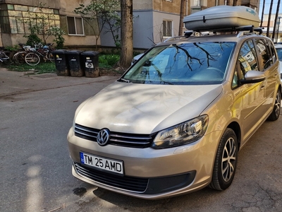 Volkswagen Touran 2013 7 locuri 2.0 TDI 140 CP