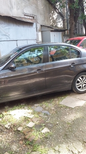 BMW 320i Berlină