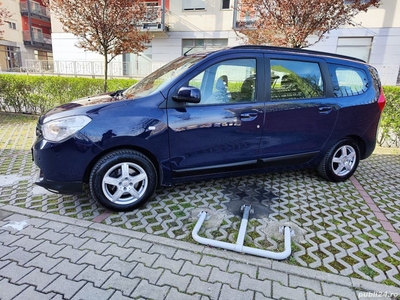 Dacia Lodgi an 2013 benzina 1.6mpi cu 7 locuri