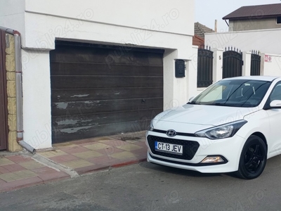 HYUNDAI I20 * 2017 *STARE NOUĂ * 56.000 KM * NAVIGATIE , CAMERĂ,FULL !