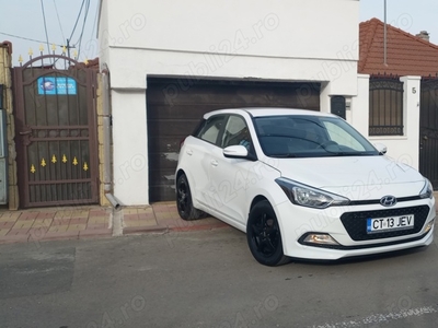 HYUNDAI I20 - 56.000 KM - STARE NOUĂ - NAVIGATIE - CAMERĂ - FULL OPTIUNI