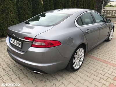 Jaguar XF 2.7D Premium Luxury