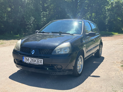 Renault Clio 1.2i Avariat