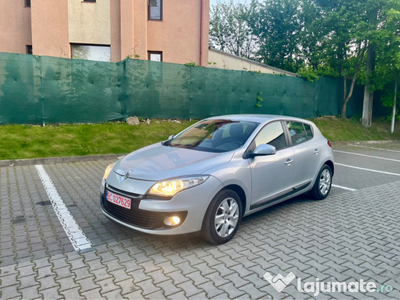 Renault Megane Cutie AUTOMATA An Fabricatie 2013 EURO 5