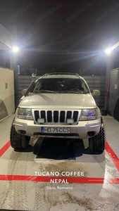 Vând jeep grand cherokee 2,7