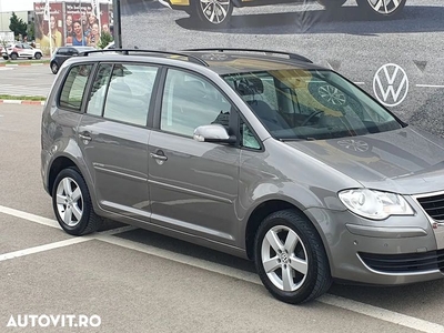 Volkswagen Golf 1.6 TDI DPF BlueMotion Technology MATCH