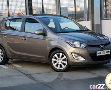 Hyundai i20 1.2 benzina clima, 93k km, pilot automat GO edition