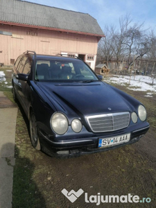 Mercedes Benz E Klasse 220 2001