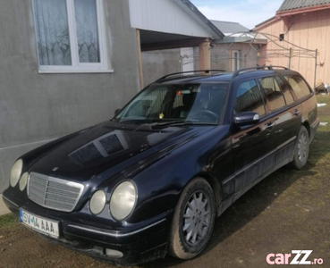 Mercedes Benz E Klasse 220 2001