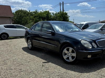 Mercedes E200 190000 km fara rugina impecabil