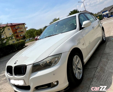 BMW seria 3 e90 facelift 320i