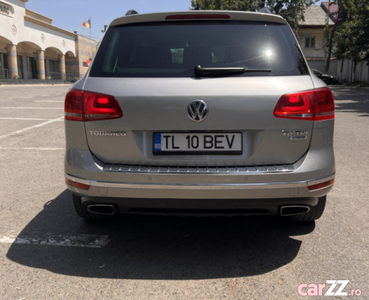 Liciteaza-Volkswagen Touareg 2015