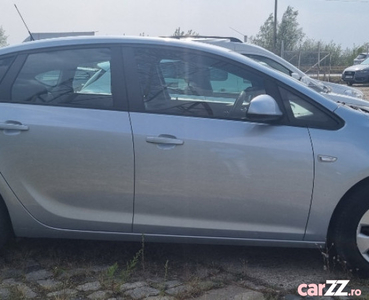 OPEL ASTRA J 2015, BENZINA