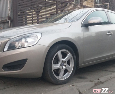 Volvo V60 D2 Kinetic