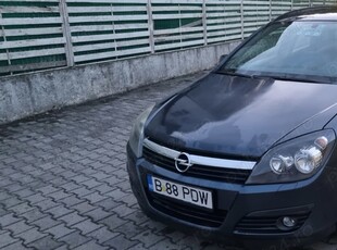 Opel Astra H 1.9cdti manuala 6+1