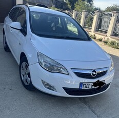 Opel Astra j sport tourer