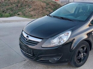 Opel corsa D An 2010 Euro 5 Editia limitata Opel 111