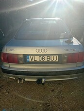 Vând Audi 80