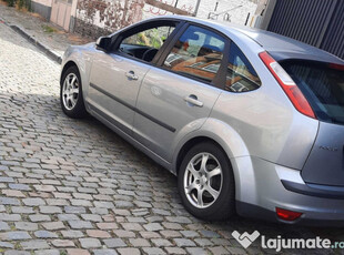 Ford focus mk 2 masina