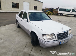 Mercedes-Benz W124 E200 benzină