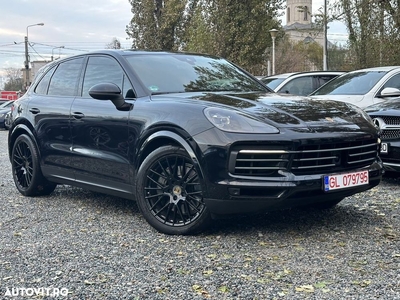 Porsche Cayenne Standard