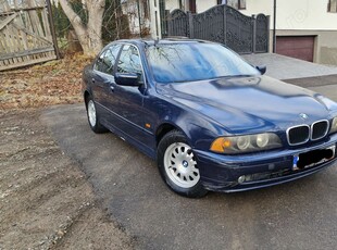 BMW E39 2001 Facelift - 520d FULL OPTION