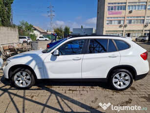 BMW seria X1 masina