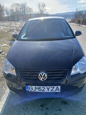 De vînzare vw polo benzina an de fabricație 2005